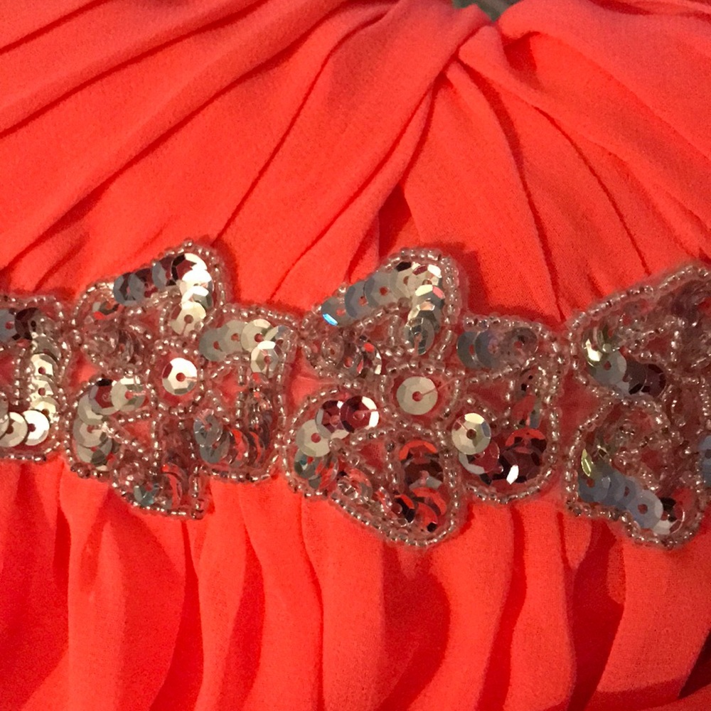Prom dresss - Picture 6 of 6